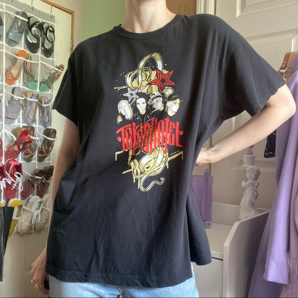 ✨SOLD✨ tokio hotel black shirt - Picture 5 of 8